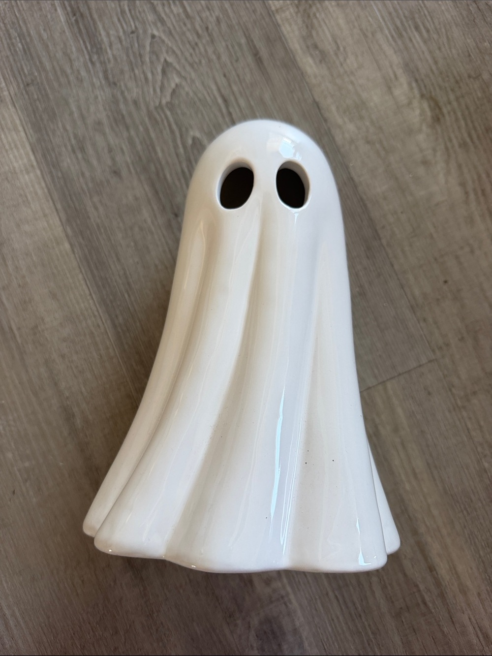 Ceramic light up white halloween ghost decoration